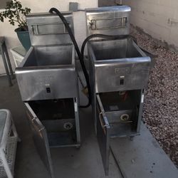 2 Excellent Frymaster Fryers Only Used Briefly. 