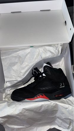 Jordan 5s, size9