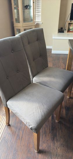Dinning Table with 6 chairs