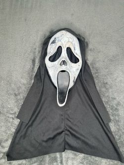 Scream 6 Ghostface mask