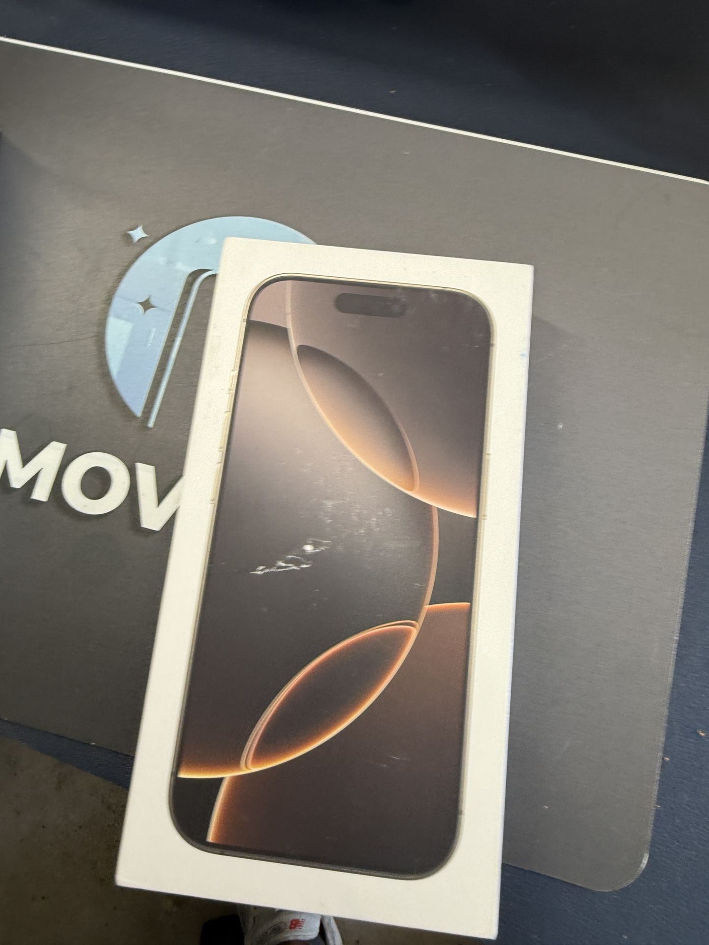 Iphone 16 Pro 5G 128GB Gold Unlocked New