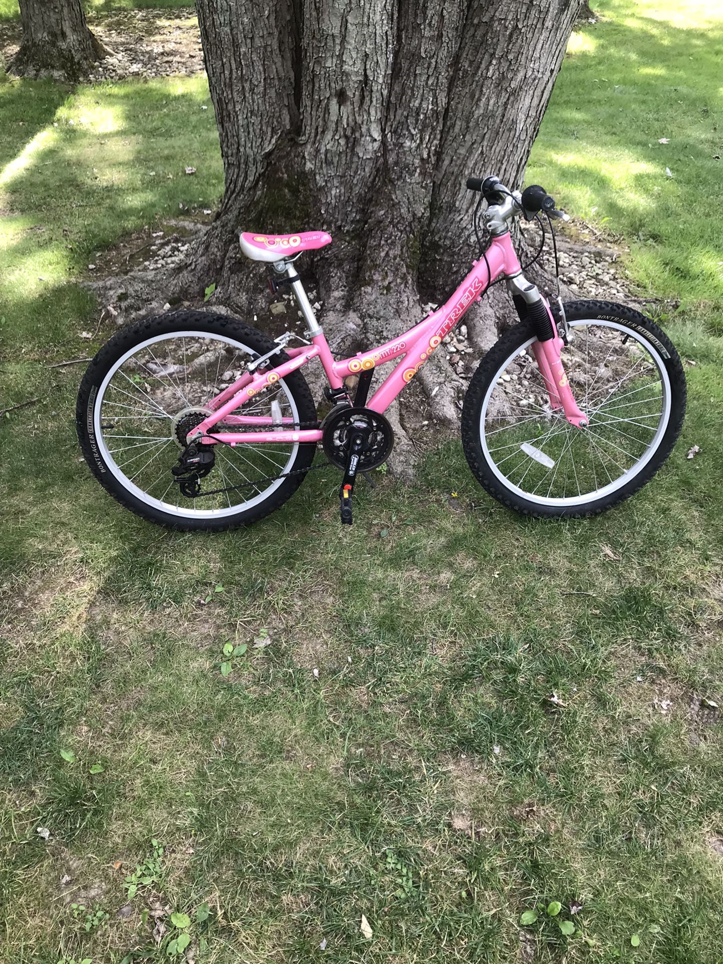 24” Trek Hybrid Mountain Bike