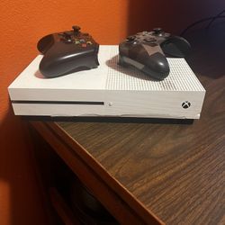 Xbox For Sale $100
