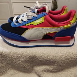 Women Puma Future Rider Play On 'Lake Blue Pink'