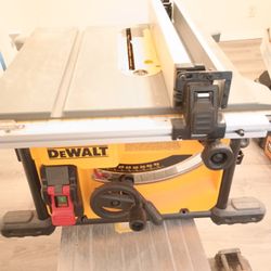 DeWalt Table Saw