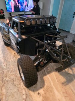 Losi baja rey 1/10 scale