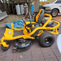Lawn  mower Zero Turn 