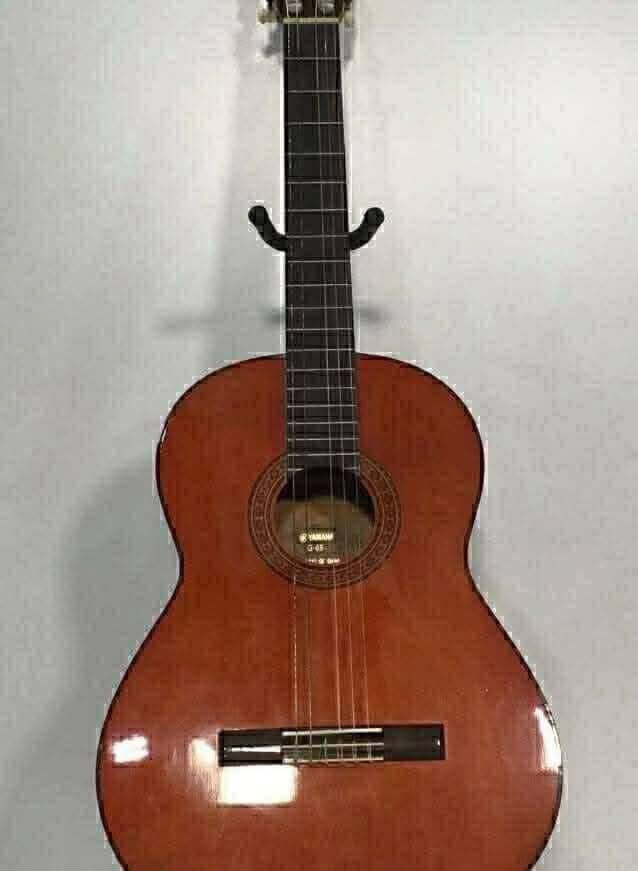 Yamaha Guitar