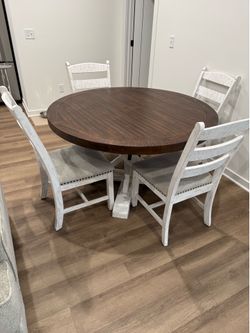 Round Wooden Dining Table with 4 Chairs