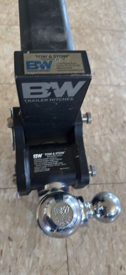 B W hitch TS20049B