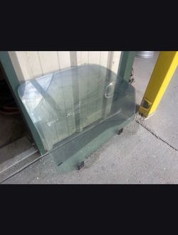 Front Passenger Door Glass OEM fits 99-12 Ford F250 F350 F450