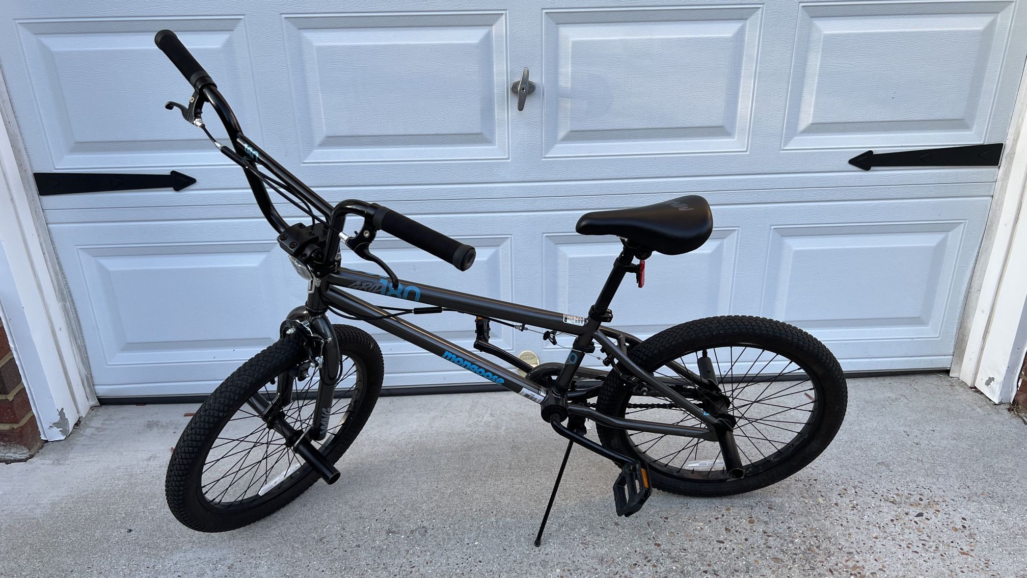 Mongoose Grid 180 - 20” BMX