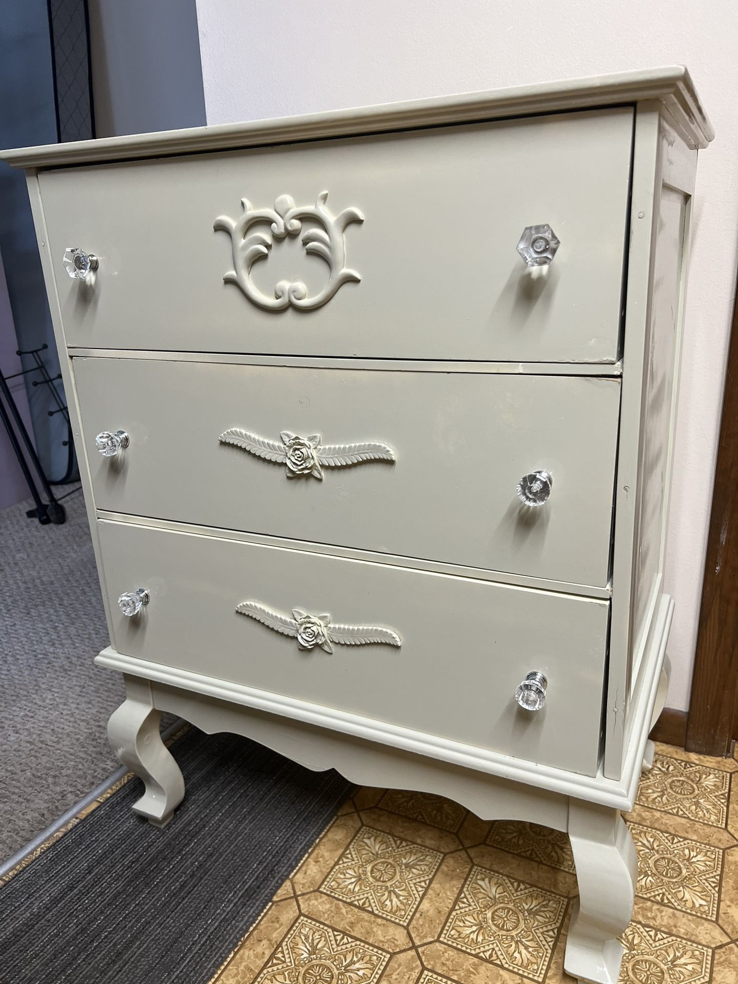 Antique Looking Wood Dresser