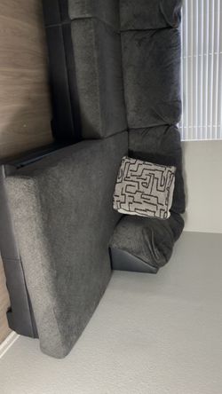 Gray Sectional Sofa with Chaise