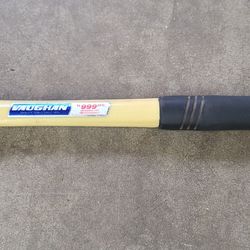 Like New Vaughan "999" 20 oz. Smooth Face Hammer