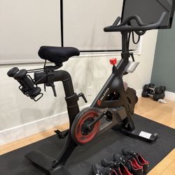Peloton In Almost New Condition + Shoes