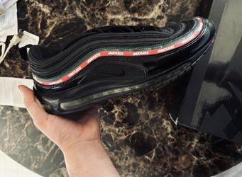 Air Max 97 Undefeated  & Air Forces Undefeated Size 10 . 