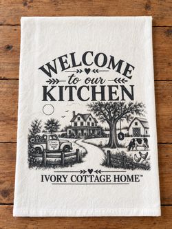 Farmhouse Tea Towel – Vintage Truck – Ivory Cottage Home