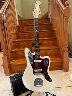 Squier Classic Vibe Streetwater Exclusive Jaguar w/ Guitar Amp