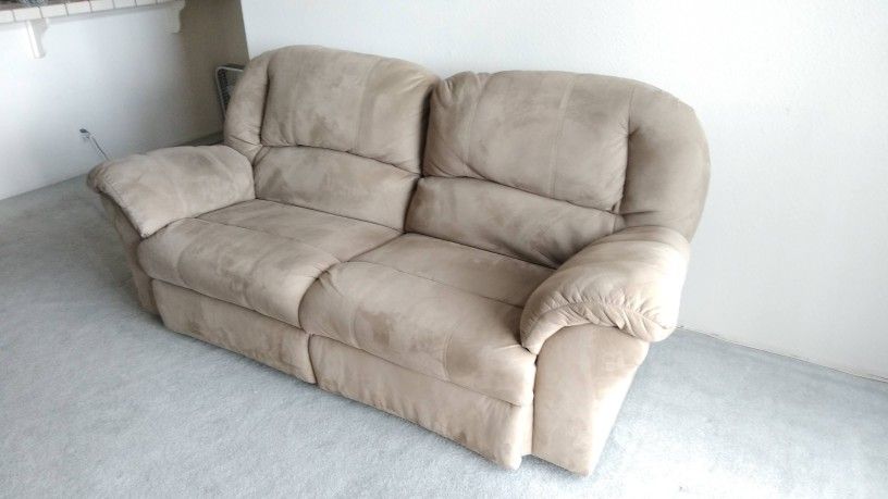 Jerome's Loveseat Dual Recliners - Microfiber
