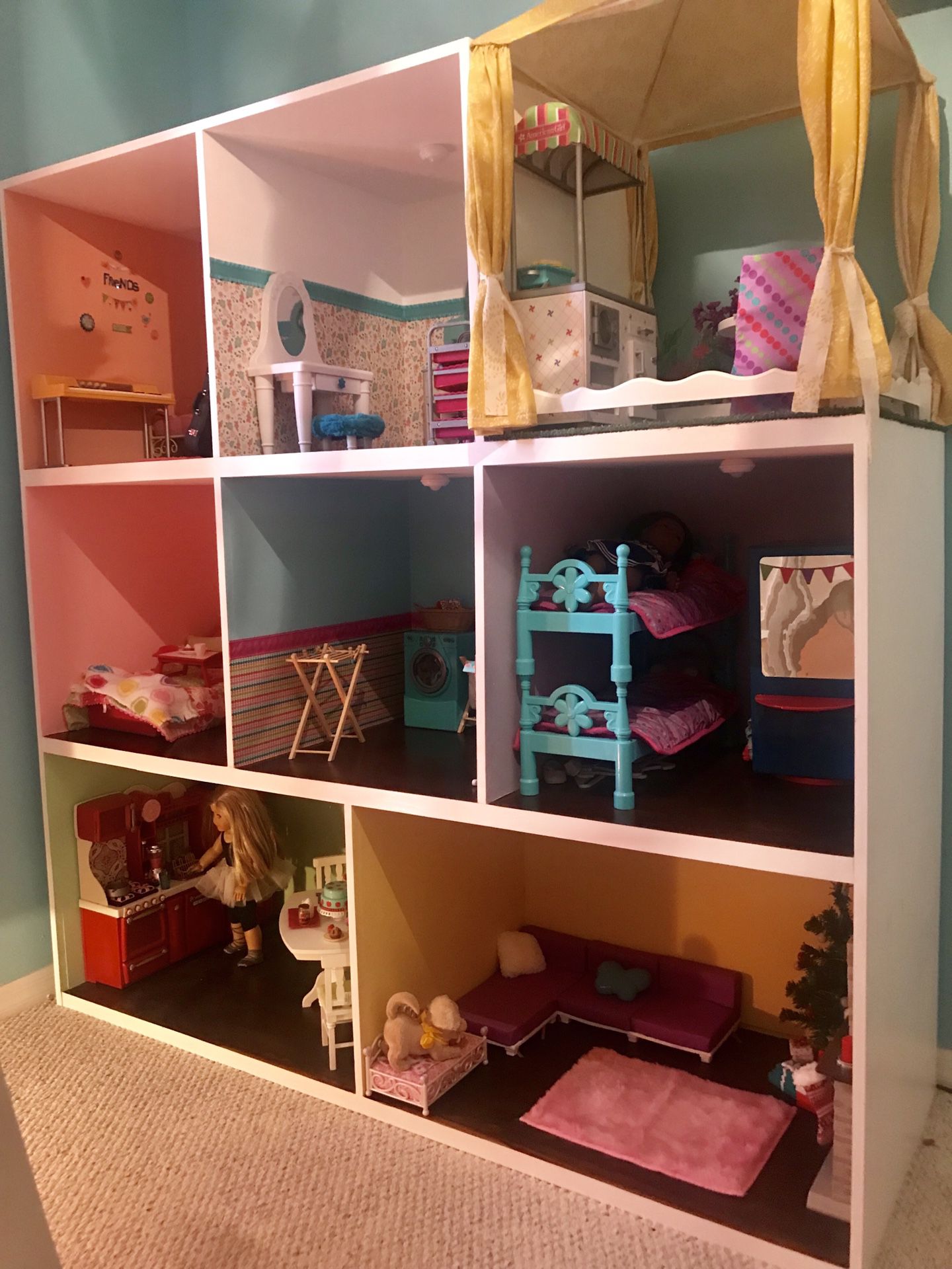 American Girl Dollhouse or Our Generation
