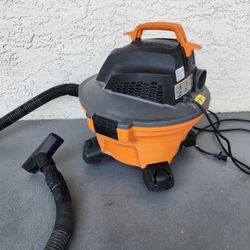 6 Gal Ridgid Vacuum / Aspiradora 