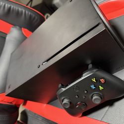 Xbox Series X 1TB Disc Version  