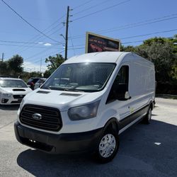 2019 Ford Transit🚗