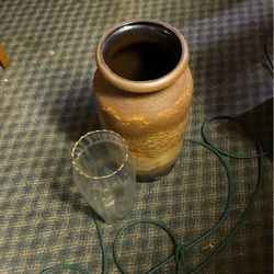 2 Nice Flowers Vases 