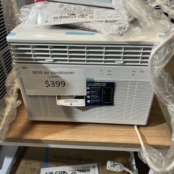 New Air Conditioner 12,000 BTU 