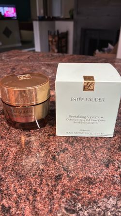 Estée Lauder Revitalizing Supreme Cream
