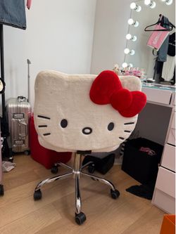 Helll kitty vanity chair