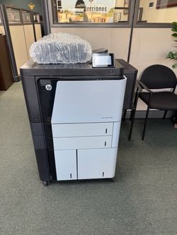 HP LaserJet Enterprise M806