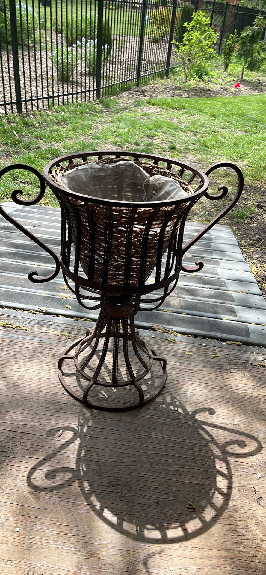 Antique Vintage Metal Garden Planter Yard Art Urn 