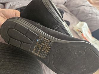 Size 8 Boots And Small Dresses 