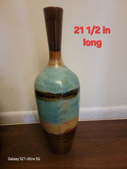 Floor vase