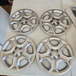 BRAND NEW Set of Four 17-in Hubcaps