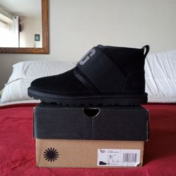 Men's Ugg Neumel Graphic "Black" Sizes 7 & 10 Brand New 