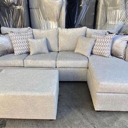 🛋️Brand New Light Grey Couch Free Delivery Free Ottoman 