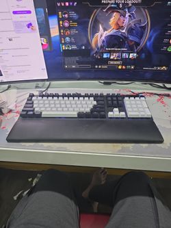 Razer Huntsman V2 Optical Gaming Keyboard
