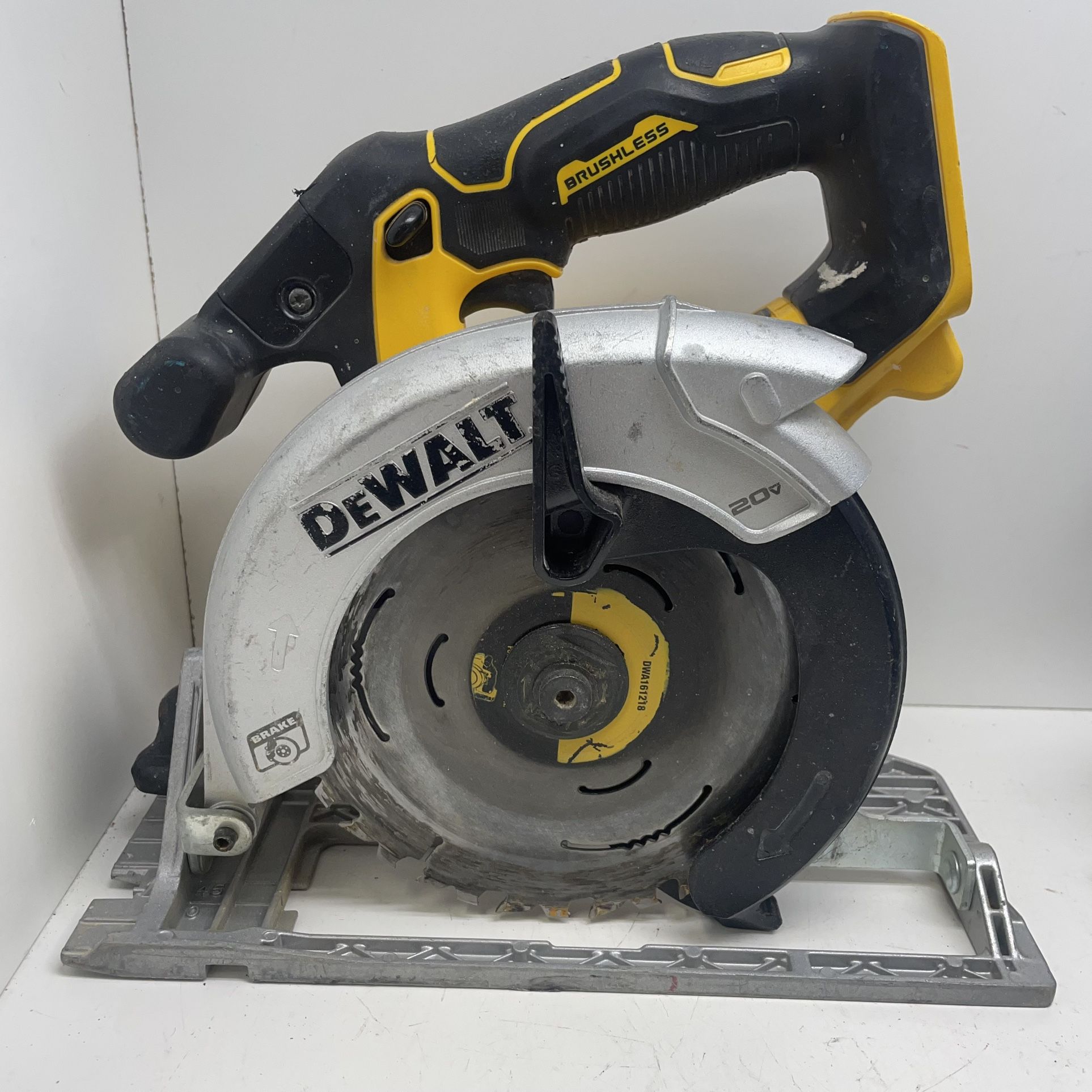 Dewalt 20v Brushless Circular Saw 201479/12