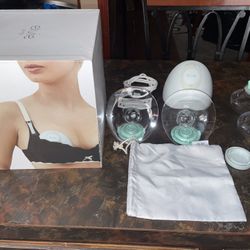 Elvie Breast Pump