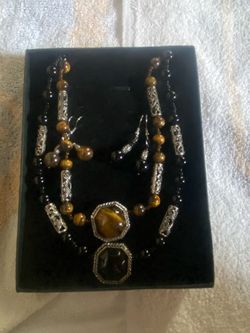 Amber & Black stone necklace and earring set