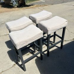 Free Couch Stools And Love Seat 