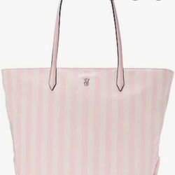 Vs Tote Bag
