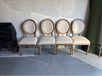 Free world market chairs