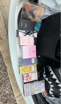 Perfumes / colognes