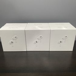 Airpod Pros 2nd Generation (USB-C) Magsafe Charging Case (Comes With Warranty)