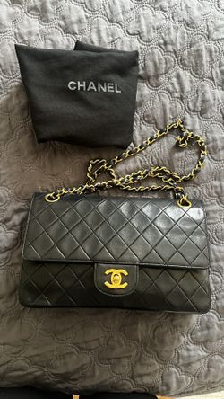 Vintage C h a n e l Bag