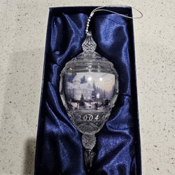 Thomas Kinkade Crystal Ornament